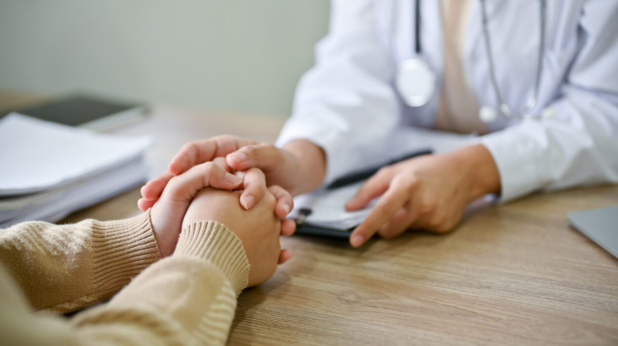 Doctor encourages woman suffering weight loss from cocaine addiction.